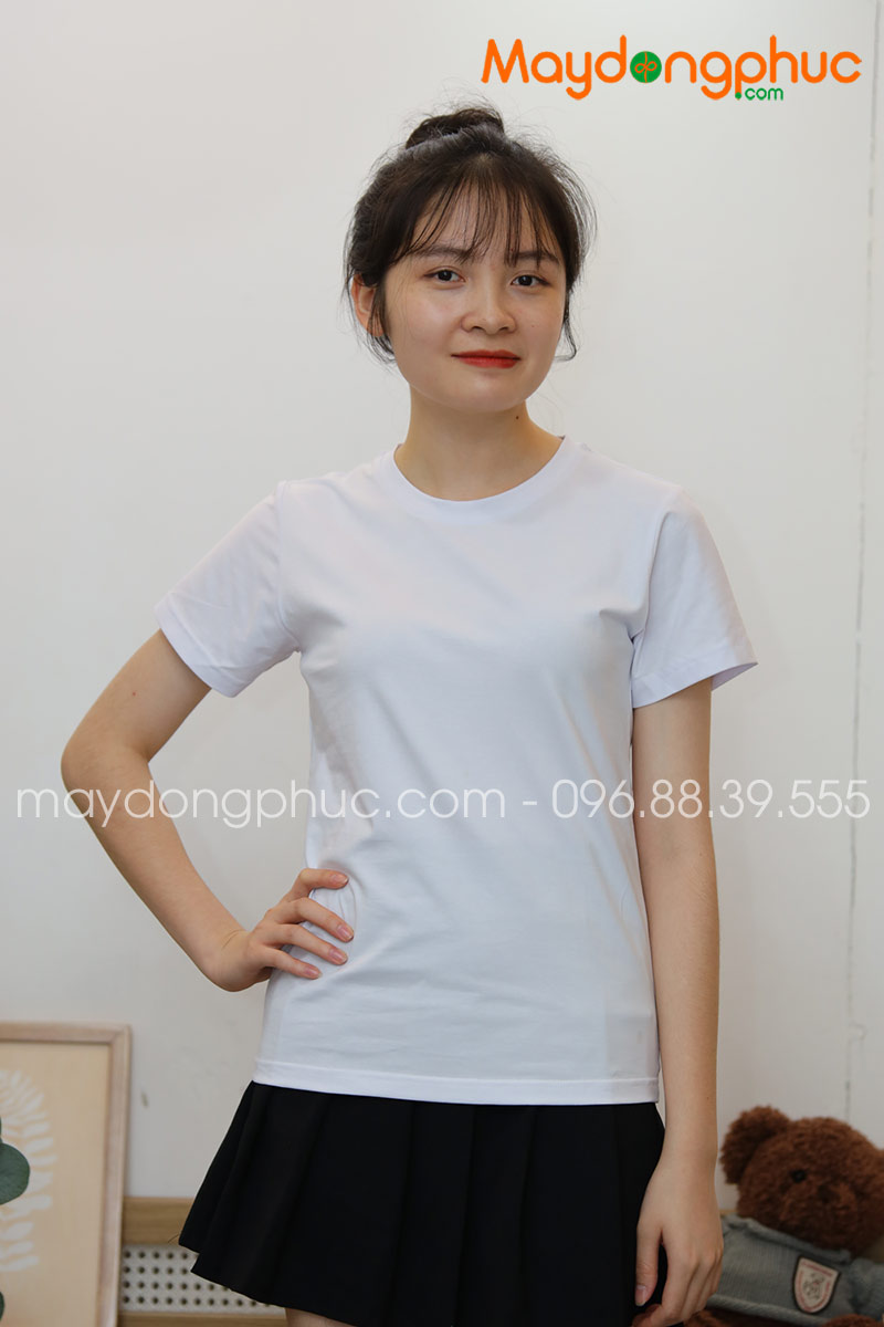 Áo phông cổ tròn màu trắng - mẫu 3
