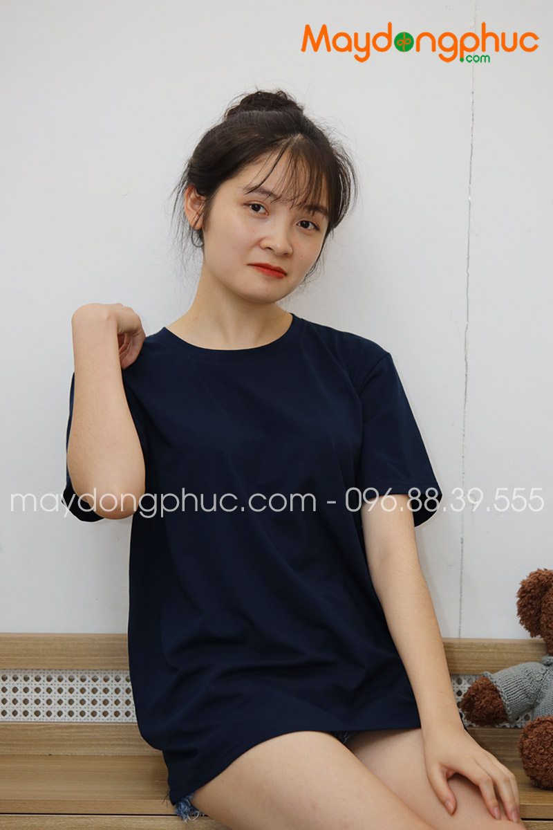 Áo phông tay lỡ màu xanh đen - mẫu 2