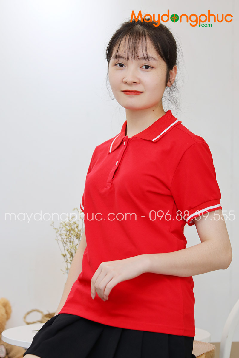 Áo phông polo màu đỏ