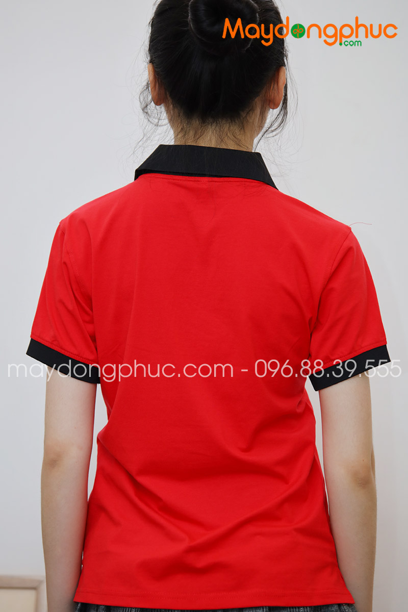 Áo phông polo màu đỏ cổ đen