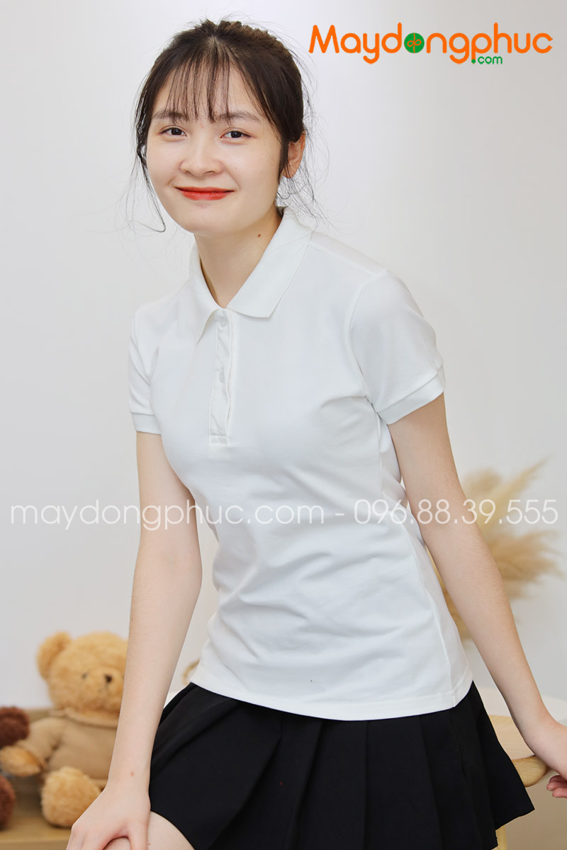 Áo phông polo màu trắng