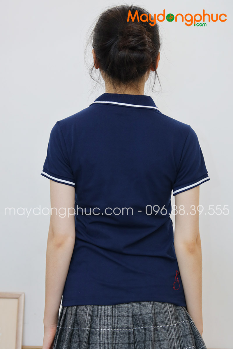 Áo phông polo màu xanh đen