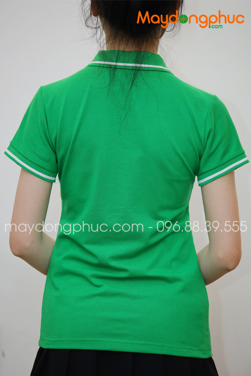 ​Áo phông polo màu xanh lá