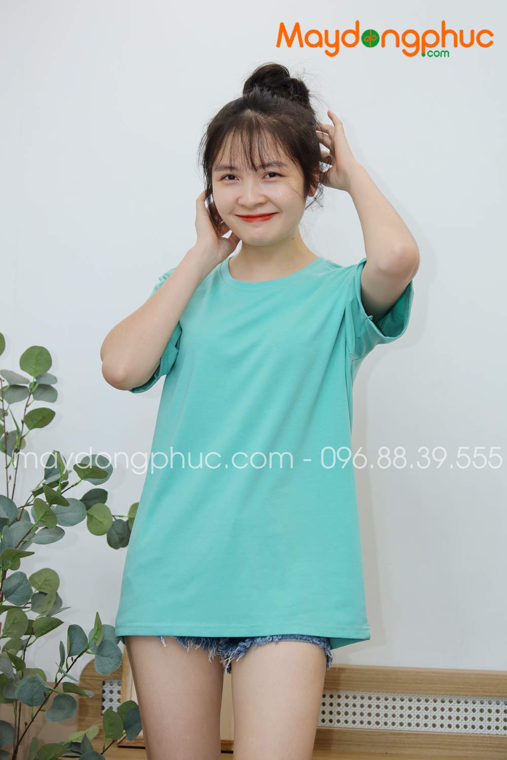 Áo phông tay lỡ màu xanh ngọc - mẫu 6