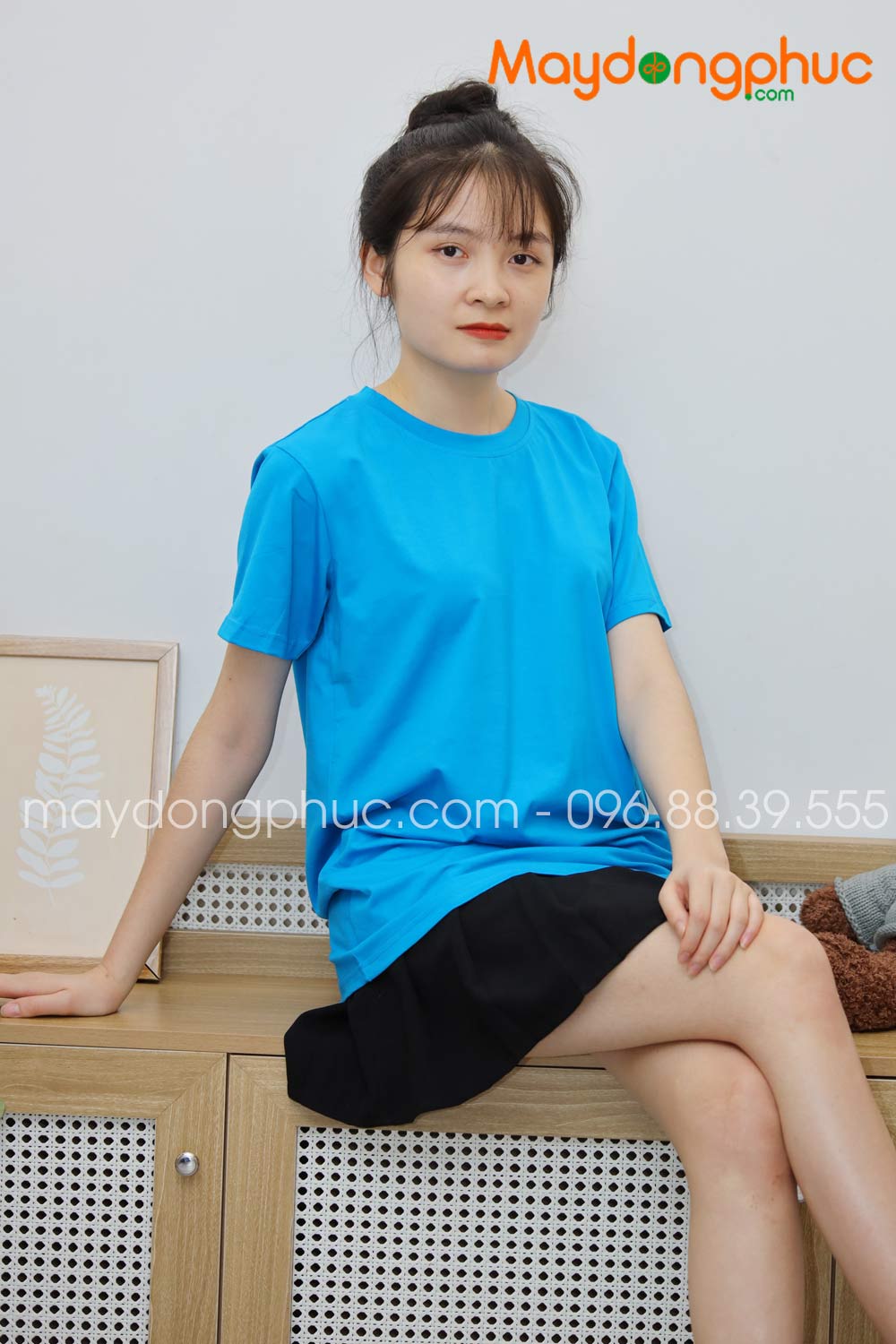 Áo phông tay lỡ màu xanh YA - mẫu 2