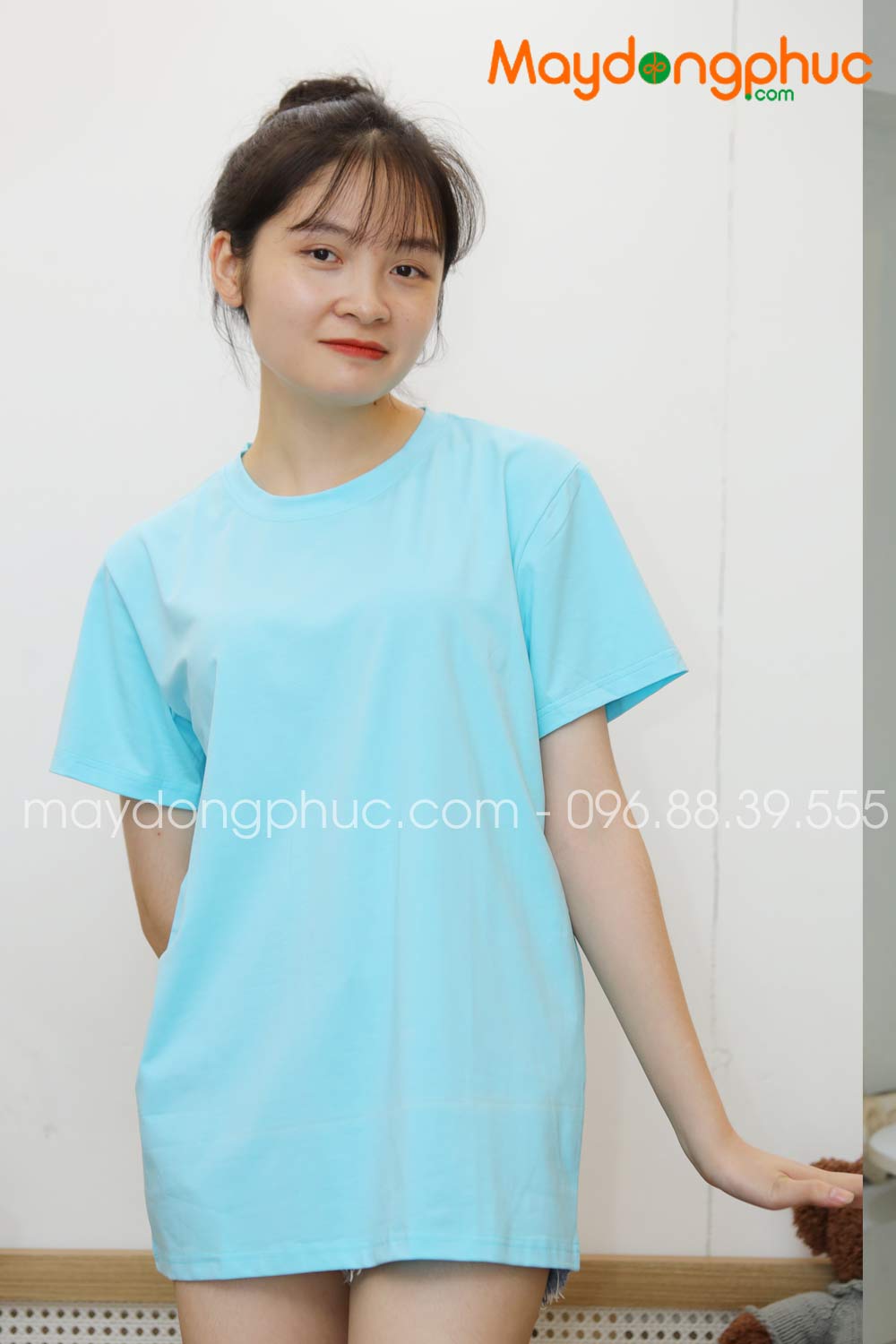 Áo phông tay lỡ màu xanh da trời - mẫu 3