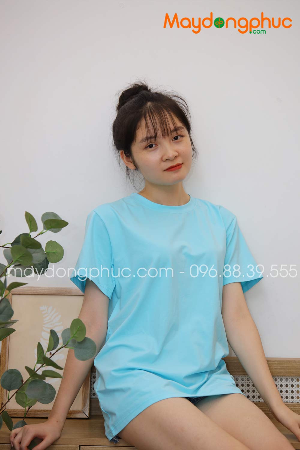 Áo phông tay lỡ màu xanh da trời - mẫu 6