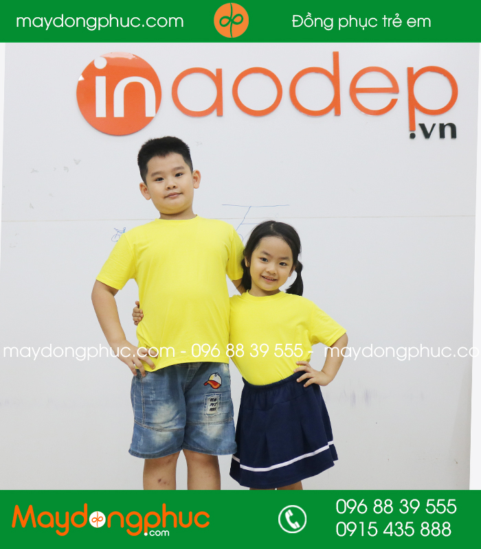 Áo phông trẻ em cổ tròn màu vàng