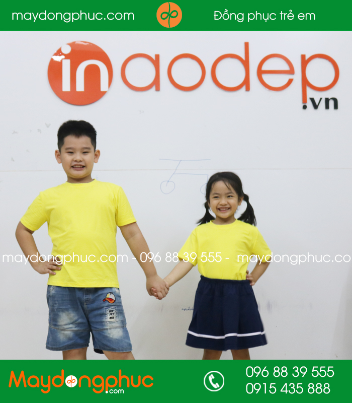 Áo phông trẻ em cổ tròn màu vàng - mẫu 2