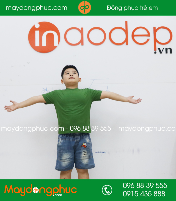 Áo phông trẻ em cổ tròn màu xanh lá - mẫu 2