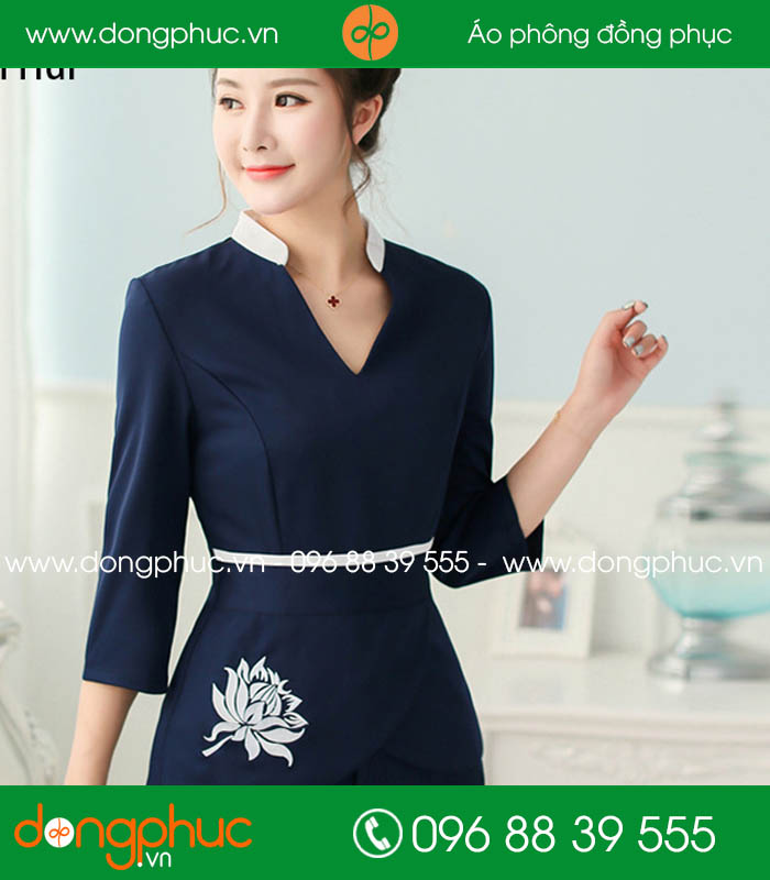 Quần áo đồng phục spa màu tím than cổ trắng - mẫu 3