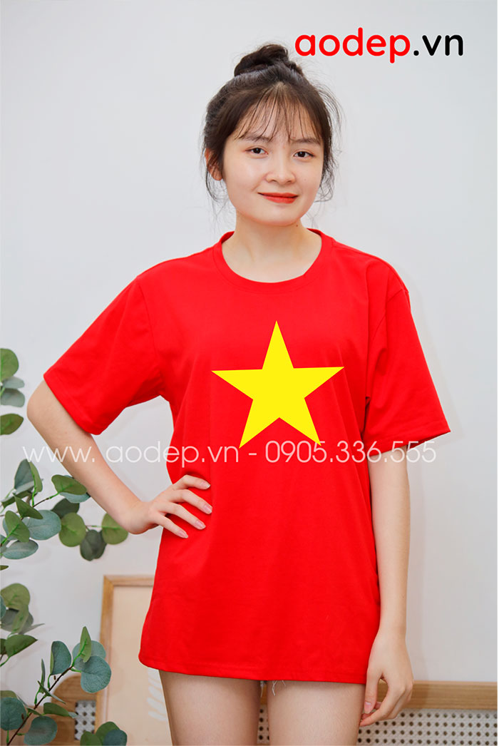 May áo phông lá cờ đỏ sao vàng - mẫu 2