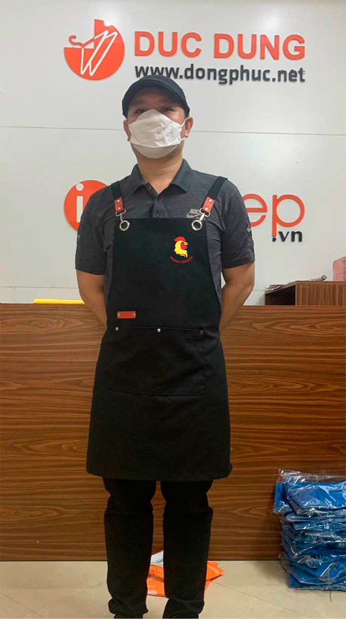 May tạp dề Quán Gà Mạnh Hoạch