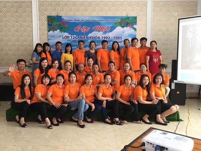 May áo Lớp 12G Trường THPT Thành phố Cao Bằng khóa 1992-1995