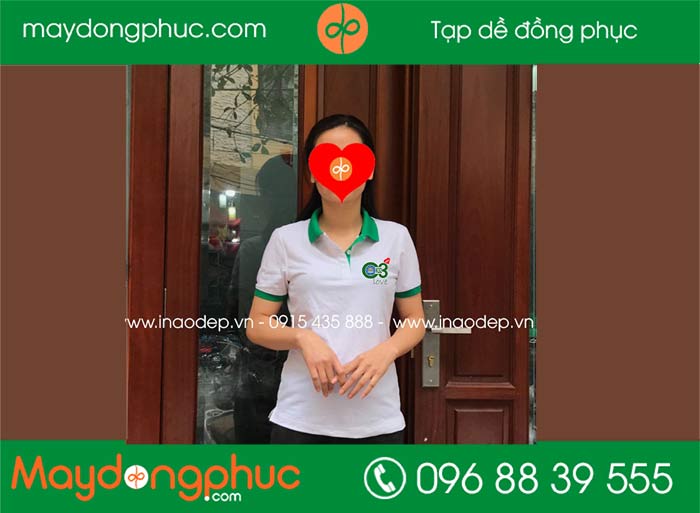May áo lớp Khóa 32 trường Đại học Thương mại