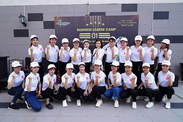May áo phông Công ty TNHH Đầu tư & Phát triển Trúc Lam - mẫu 2